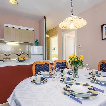 Gorgeous Apartment In Rijeka With Kitchen Exterior foto